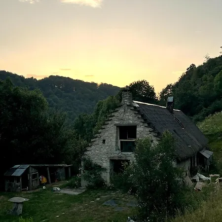 木屋 La Grange Du Taillat *