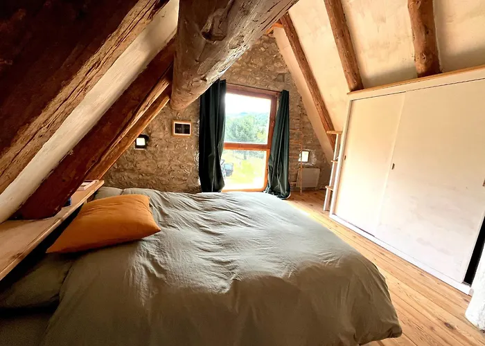 شاليه La Grange Du Taillat كامبان